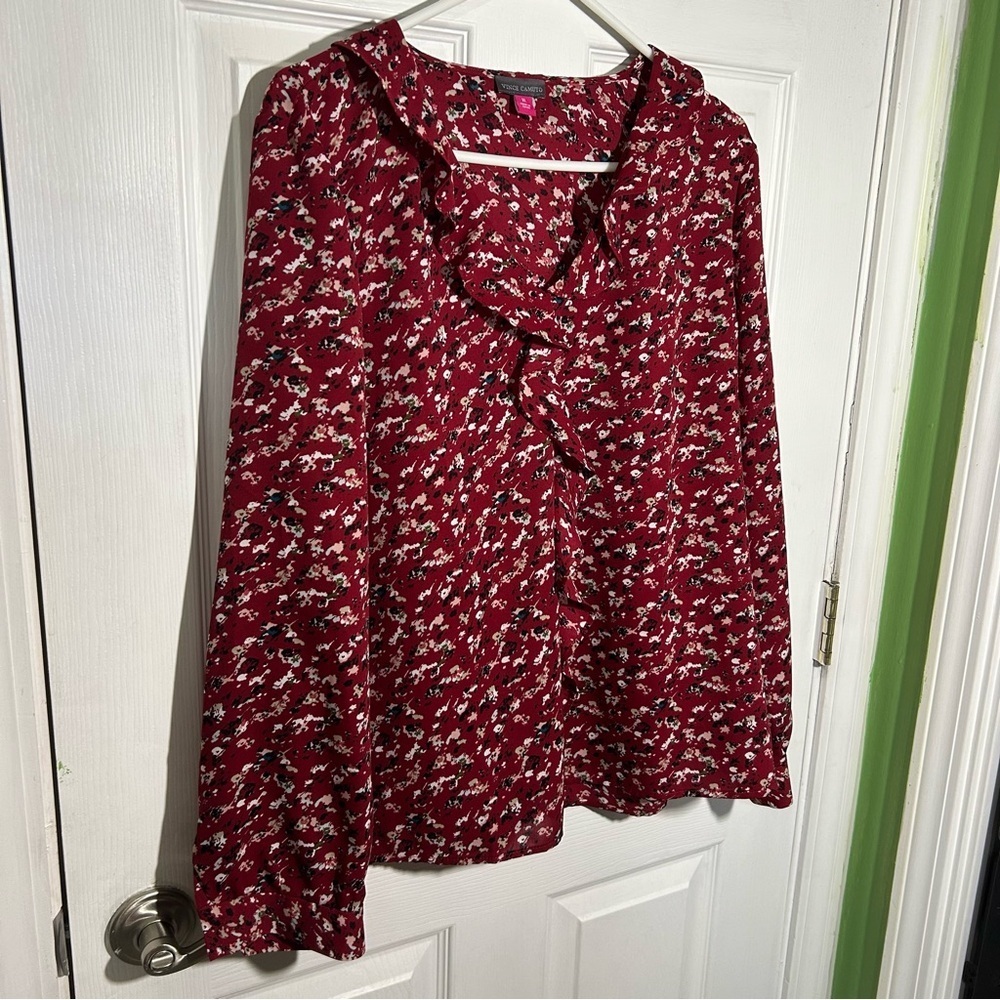 Vince Camuto Dark Red Floral Long Sleeve Blouse Size XL Ruffle V-Neck Collar - Picture 2 of 13